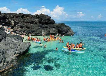 Sẽ ‘siết’ quản lý lặn biển, du lịch bay tại Quảng Ngãi