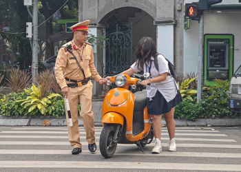 Công an Hà Nội: 13 ngày, phát hiện 1.780 trường hợp học sinh vi phạm giao thông