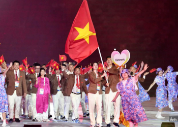 Khoảnh khắc rạng rỡ của Đoàn Thể thao Việt Nam tại lễ khai mạc ASIAD 2026