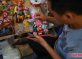 Người kể chuyện Trung thu bằng những con giống bột