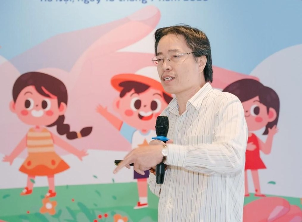Ông Đặng Hoa Nam - Phó Chủ tịch Hội Bảo vệ quyền trẻ em Việt Nam. MR NM