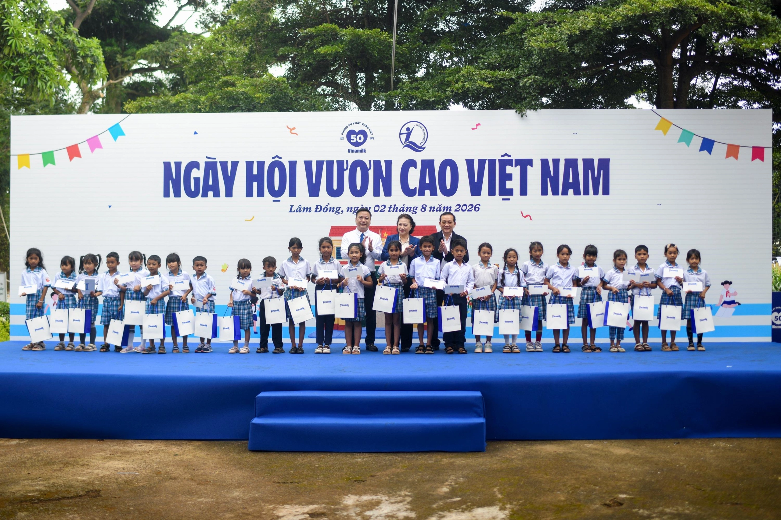 ngay-hoi-vuon-cao-viet-nam-2-011532 ngay-hoi-vuon-cao-viet-nam-2