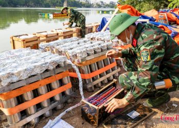 Cận cảnh trận địa pháo hoa chào mừng Ngày Giải phóng Thủ đô