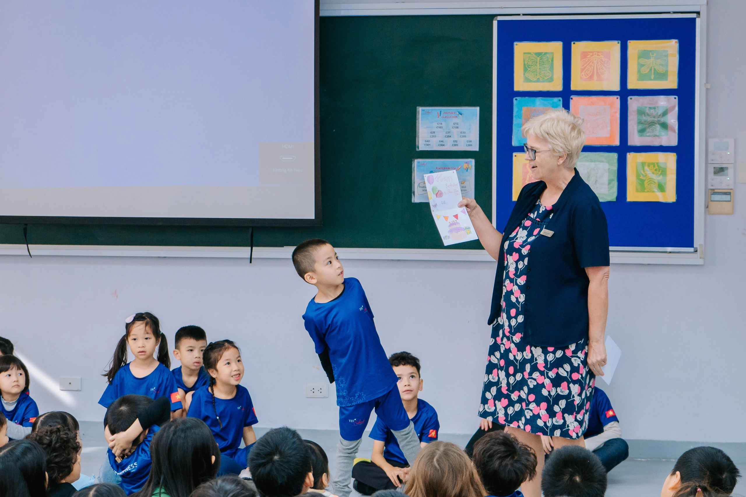 th-school-16-220753 TH-School-16